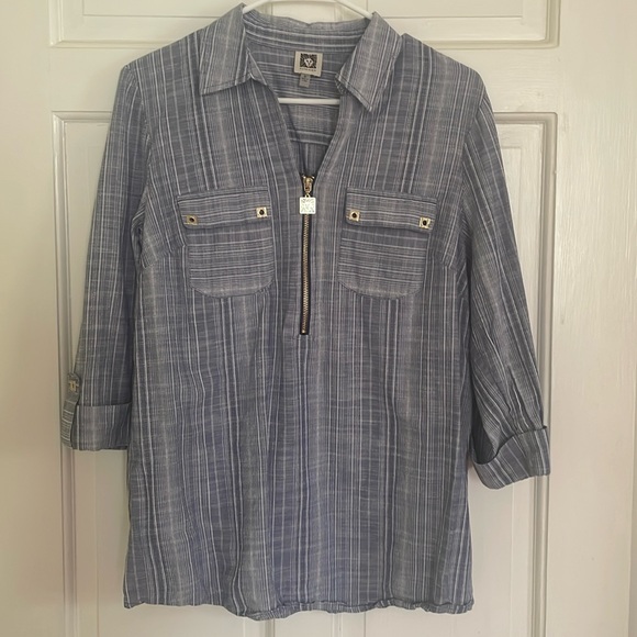 Lightweight for summer! 3/4 sleeve collared cotton top - Picture 1 of 7